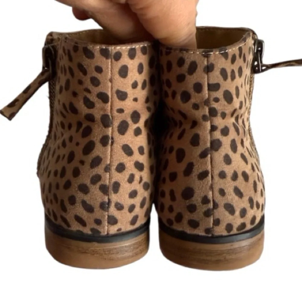 Cat & Jack Girls Shoes Cat And Jack Ankle Booties.  Size 3.